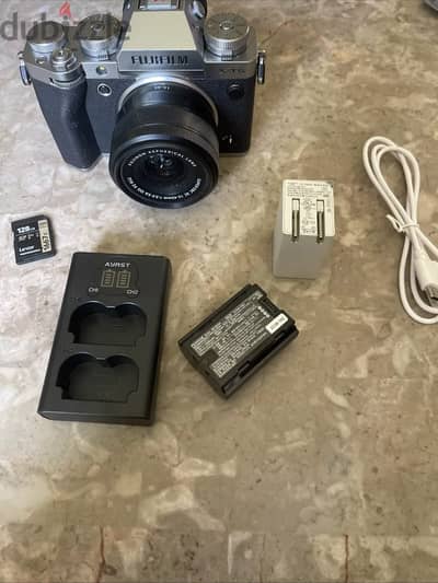 WhatsApp + 31687040507 Fujifilm X-T5 40.2 MP Mirrorless Camera Kit W