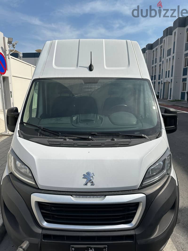 Peugeot Boxer 2023 Van 2