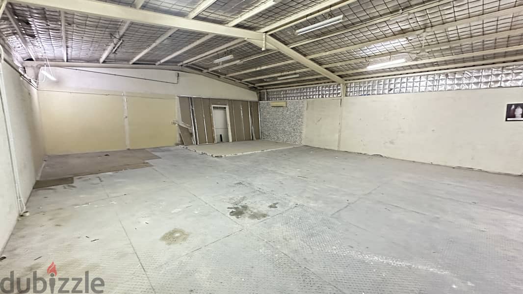 400 Store For Rent - Old Industrial area 4