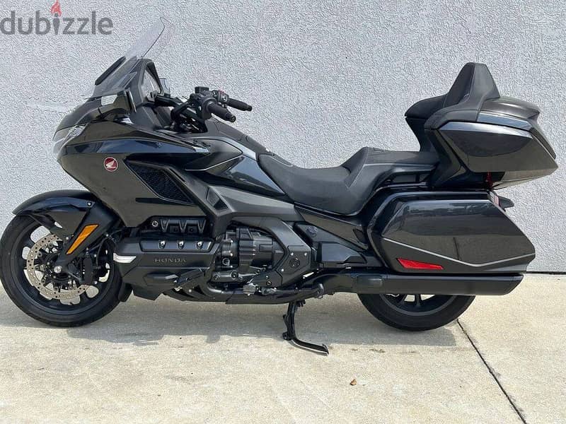 2021 Honda Goldwing Tour DCT Automatic (+971561943867) 2