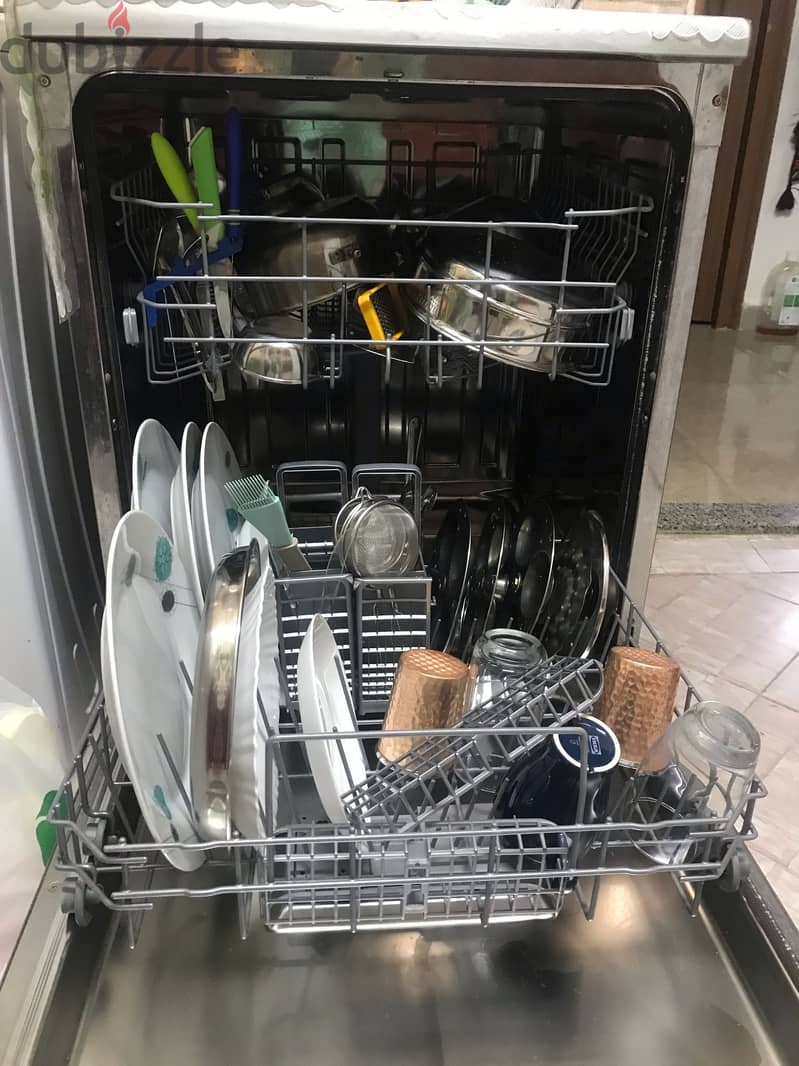 Dishwasher in good condition 0