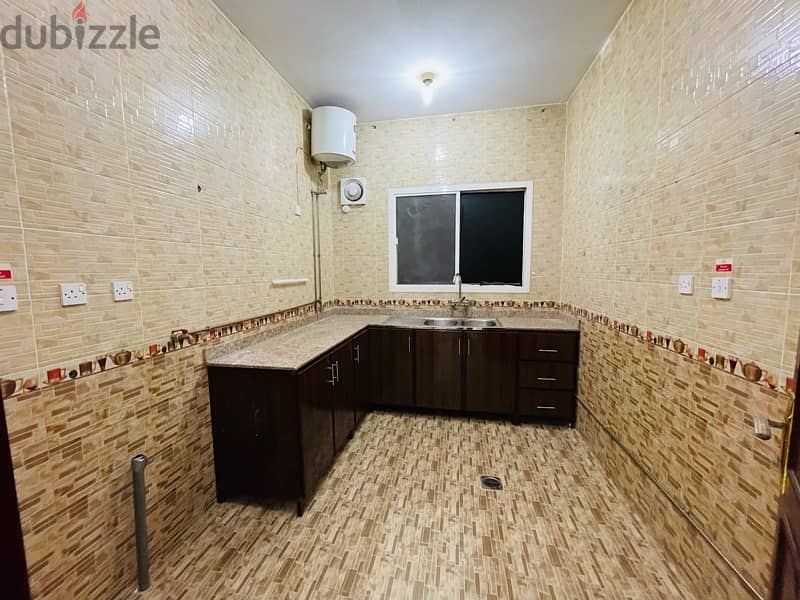 Spacious 2 bed with 2 bath for rent in wakra 0