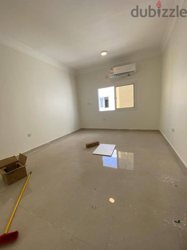 4 rent two standalone villa in Abu hamour 5