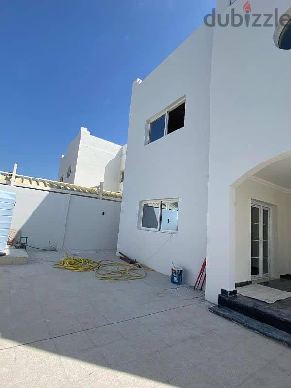 4 rent two standalone villa in Abu hamour 10