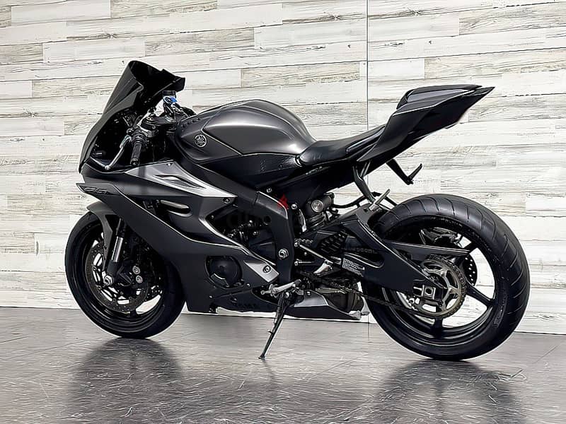 2018 Yamaha R6 (+97466574363) 0