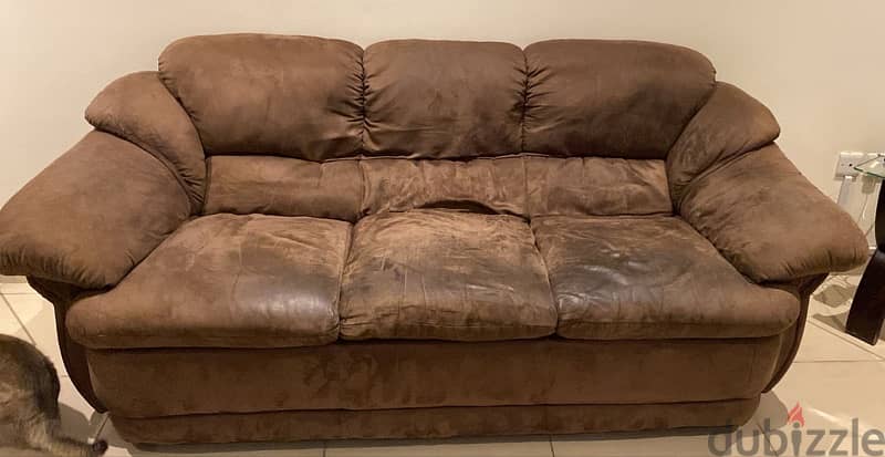 couch set (3 pieces) 2