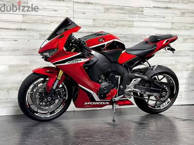 2018 Honda CBR1000RR  (+97466574363)