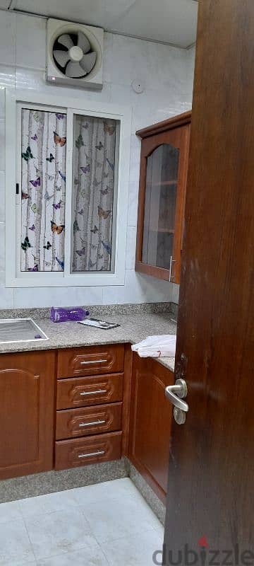 3bhk family apartment near naseem Medical wakara 1 month free 4