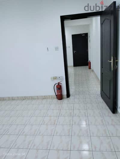 studio flat for rent 2150 QR, Abu hamour/ old vegetable market.