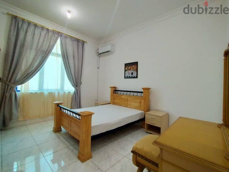 Fully Furnished 2 BHK Flat Near LULU - Old Airport 3