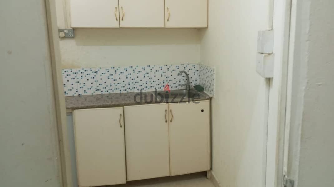 1BHK ,NO COMMISSION,HILAL 2