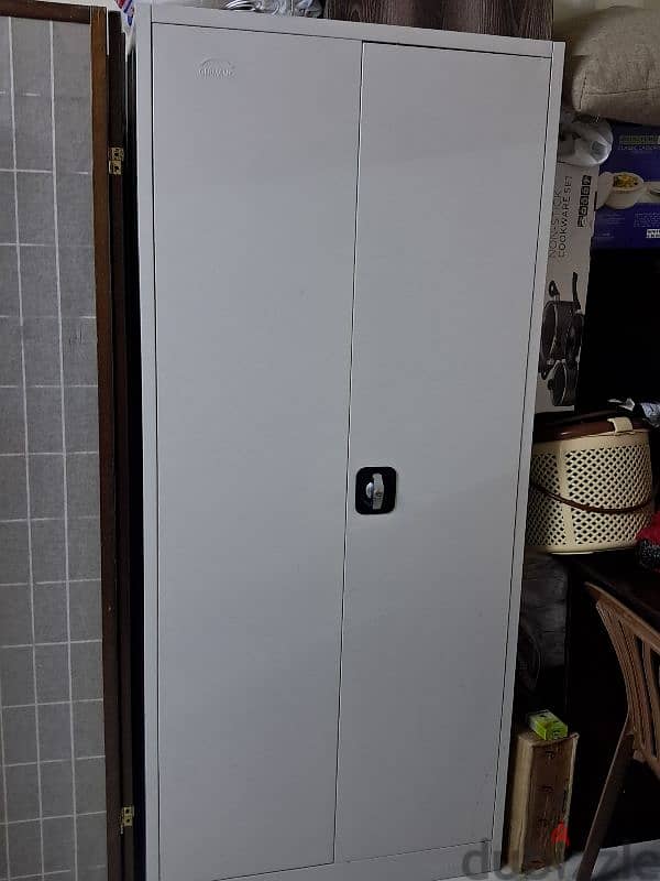 2 door cabinets For sale.  Very good condition 0