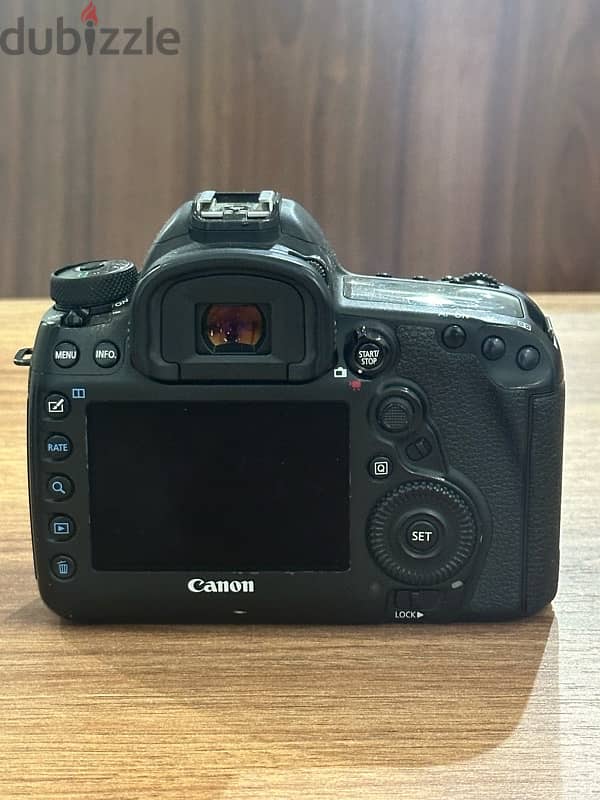 Canon 5d Mark IV 1