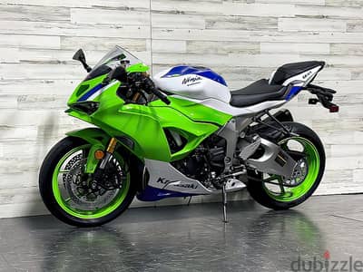 2024 Kawasaki Ninja ZX-10RR (+97466574363)