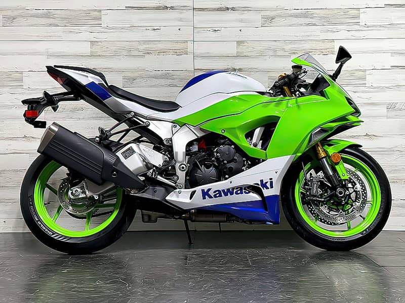 2024 Kawasaki ninja ZX-6R (+97466574363) 1