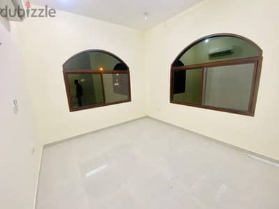 gharafa studio room available 1800 good room