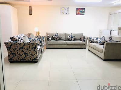 For sale Home center 7 seater sofa set