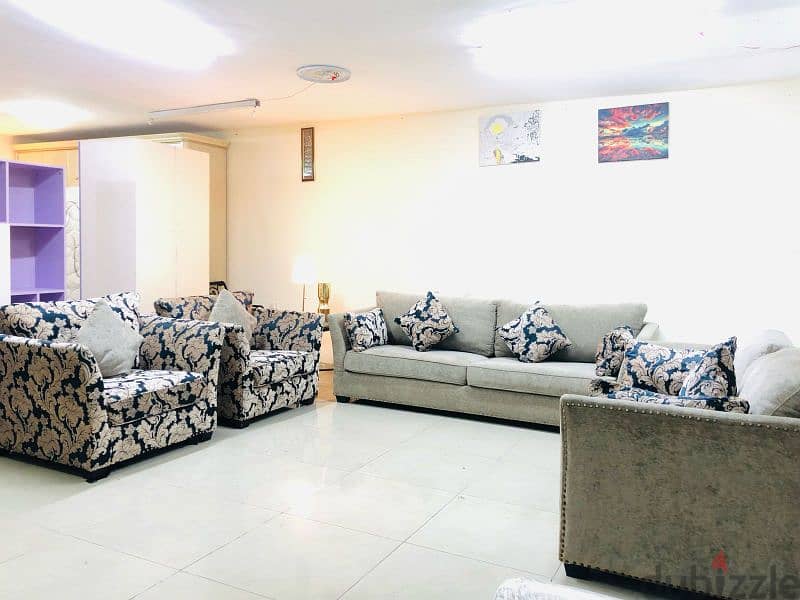 For sale Home center 7 seater sofa set 1