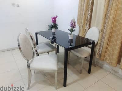 dining table with 4 chairs for sale excilent condition