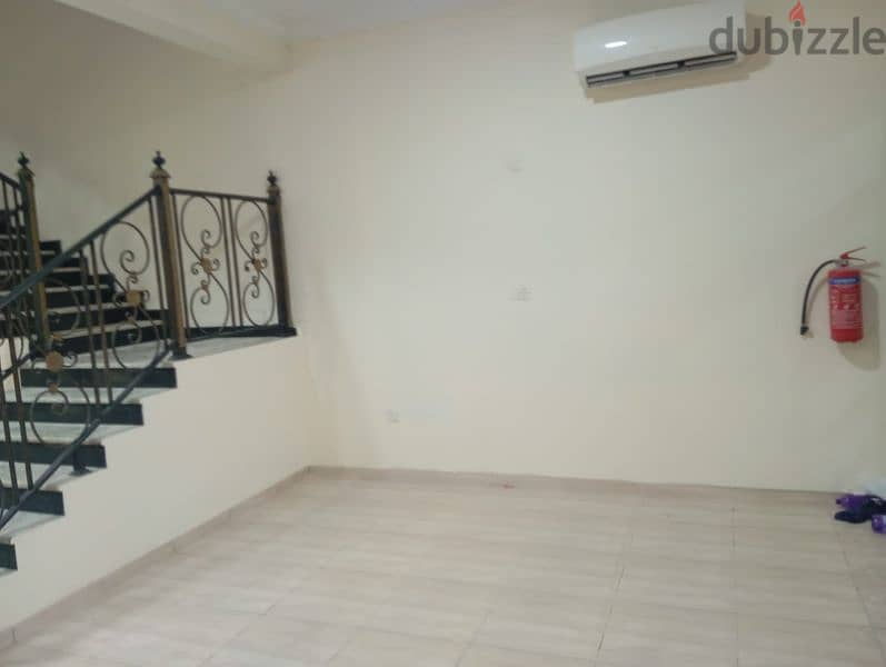 5 BD villas inside compound ain khalid 10