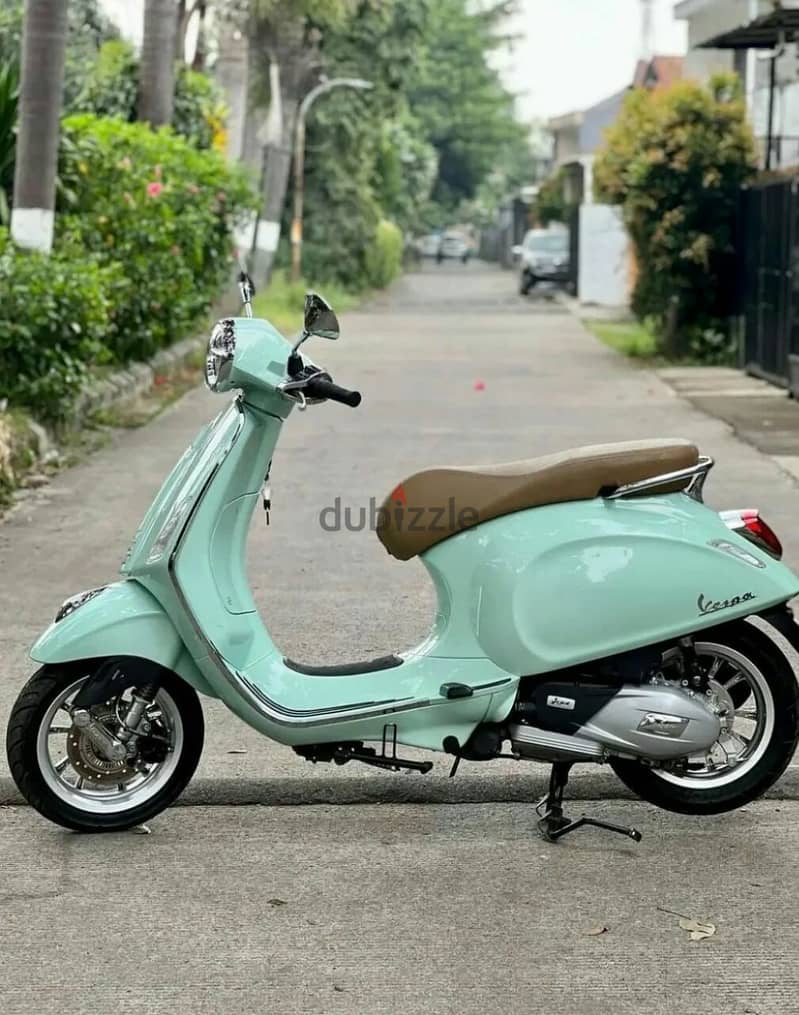 Vespa SXL 125 1