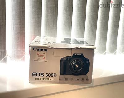 Canon E O S 600 D 18.0MP - (Kit w/ EF-S 18-55mm Lens