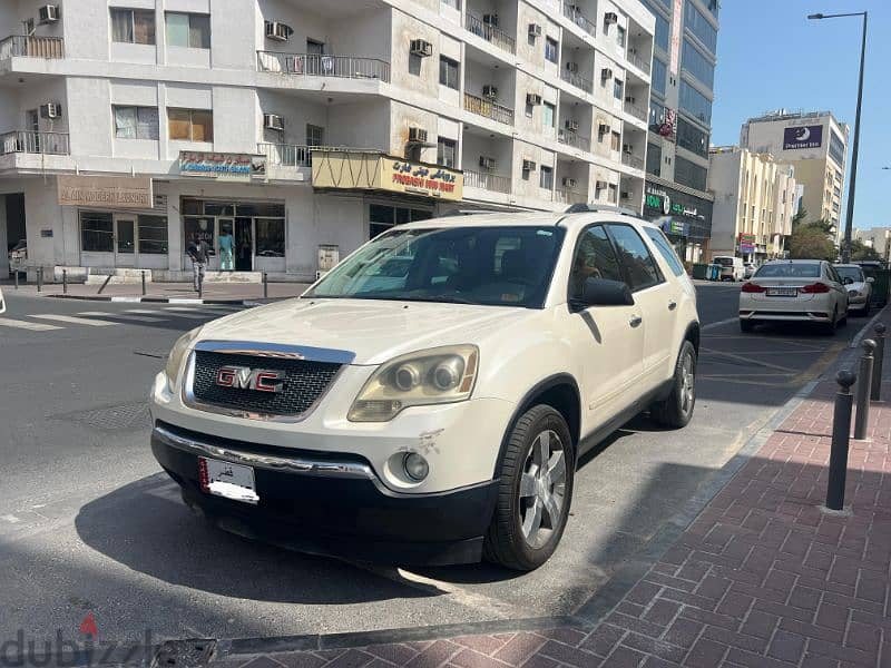 GMC Acadia 2011 1