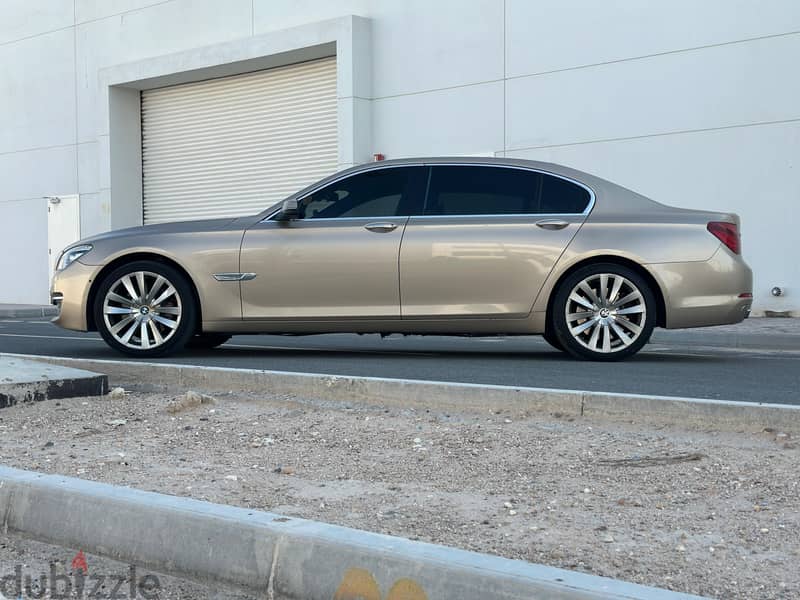 BMW 750 2013 LI 6