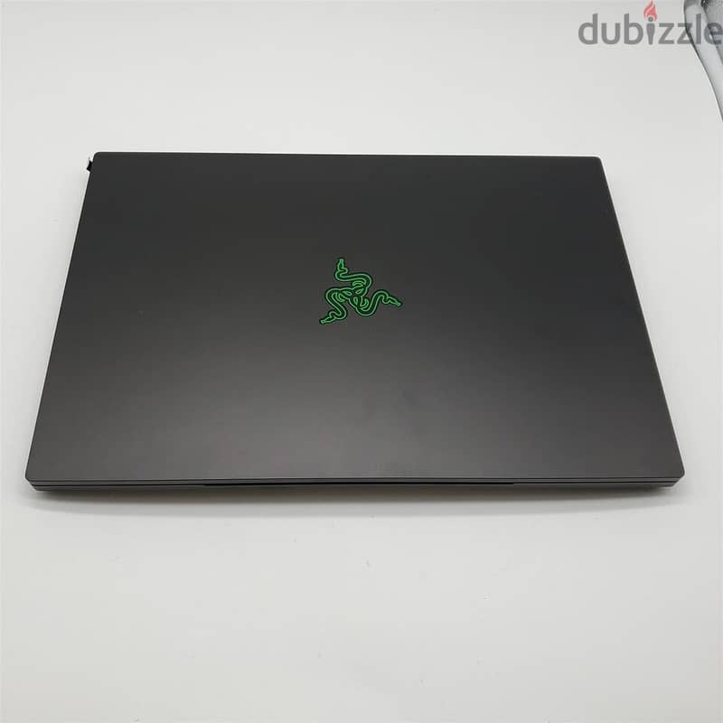 Razer - Blade 18 - 18'' - QHD+ - Intel 24-Core i9 - 32GB RAM - 1TB SSD 1