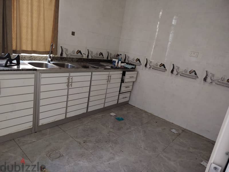 2bhk ground floor for rent in onaiza 0