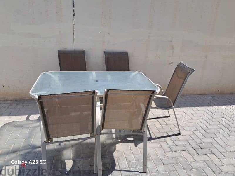 outdoor table with 5 chairs for sale 2