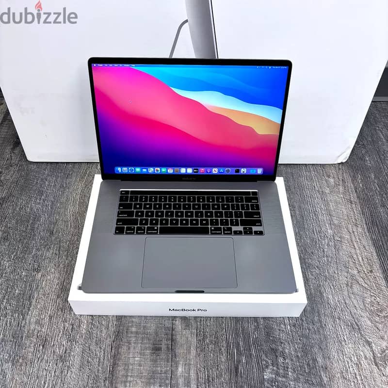 Monthly Plan EMI Apple Macbook pro sealed in box WhatsApp +17144191773 0