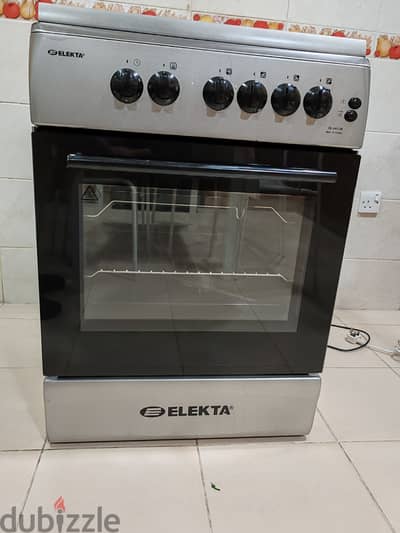 Elekta Oven