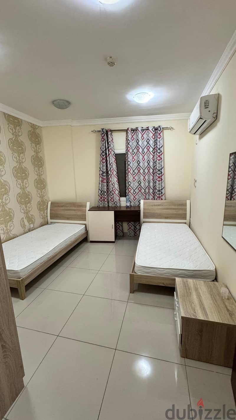 Furnished 2 BHK Apartment For Rent in Old Airport 4