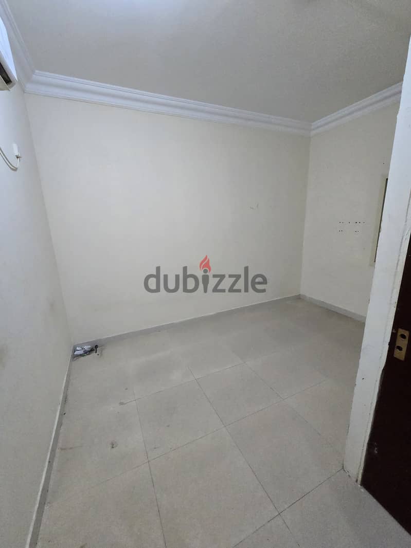 Studio Room with Separate Entrance and Private Bathroom - Al Meshaf 1