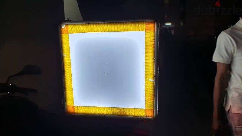 Food Delivery Box With Lighting 2