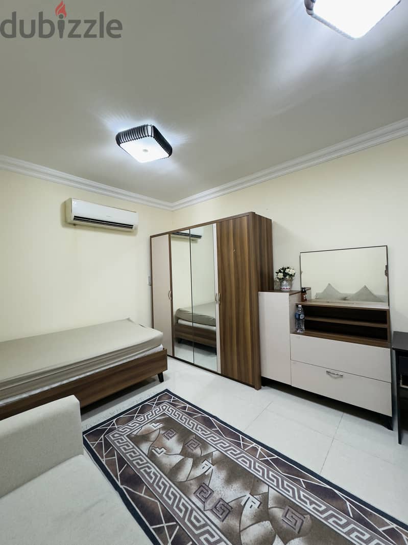 F. F ROOM FOR RENT NEAR WALKABLE DISTANCE TO AL DOHA AL JADEEDA METRO 1