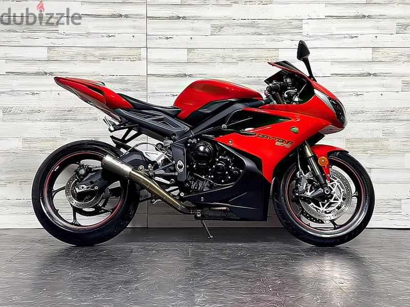 2015 Triumph Daytona 675 (+971561943867) 3