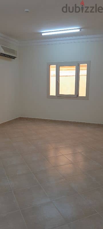 3bhk family apartment near naseem Medical wakara 1 month free 3