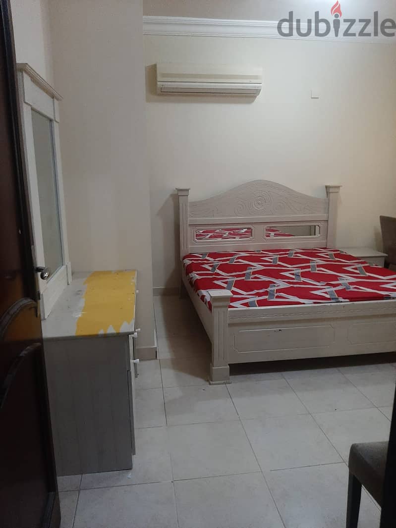 Furnished Room for excutive bachelor - (single-indian) from April 1st 1