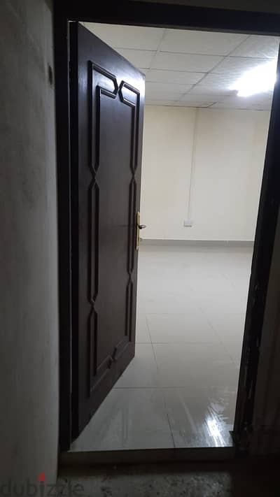 studio room for rent in mamoura  ready to occupy from April 1