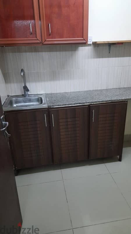 studio room for rent in mamoura  ready to occupy from April 1 3