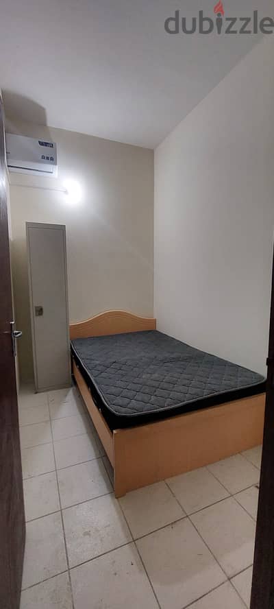 Partition room available in Najma