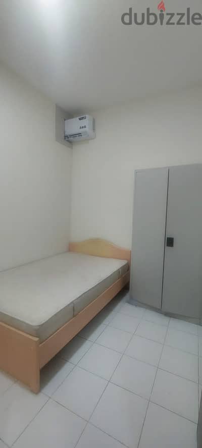 Partition Room available in Najma