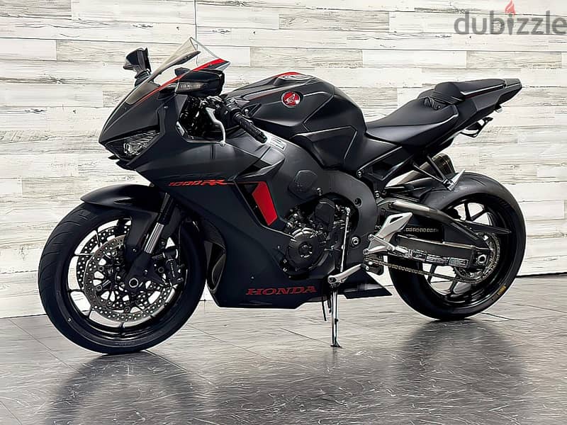 2017 Honda CBR 1000RR(+971561943867) 1