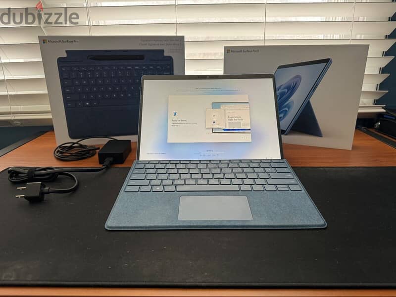 Microsoft - Surface Pro 9 – 13" – Intel Evo Core i7 - 16GB – 256GB SSD 1