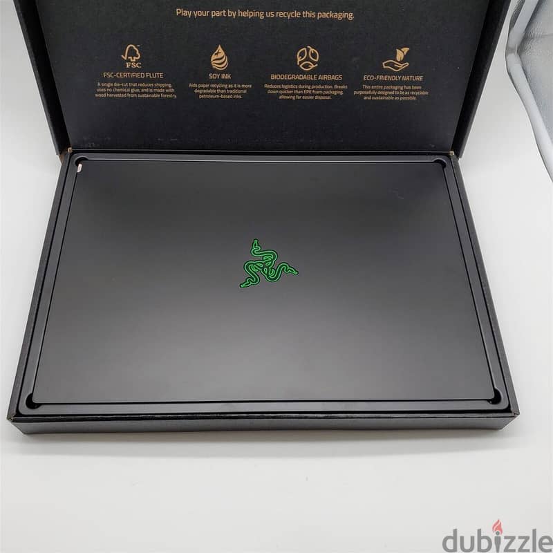 Razer - Blade 18 - 18'' - Intel 24-Core i9 - 32GB RAM - 1TB SSD 1