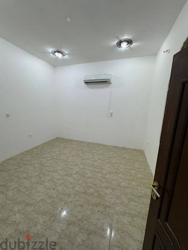 madina khalifa north 1bhk available good room 1