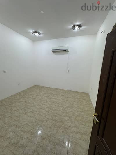 ONE BHK AVAILABLE MADINATH NORTH NEAR REATAIL MART AVAILABLE