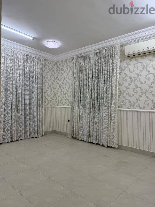 karthiyath good studio room available 1800 2